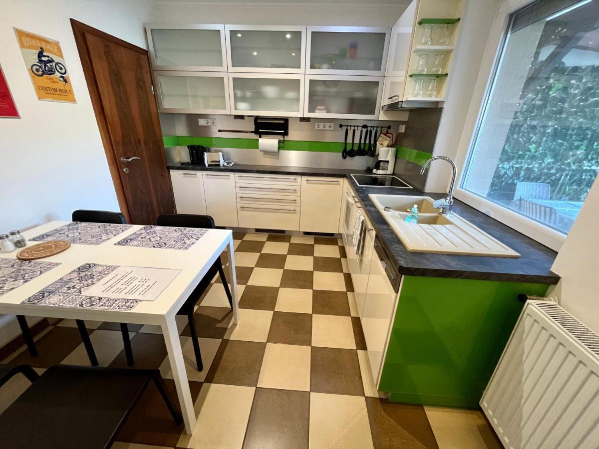 Rabbit Apartman Mosonmagyaróvár Εξωτερικό φωτογραφία