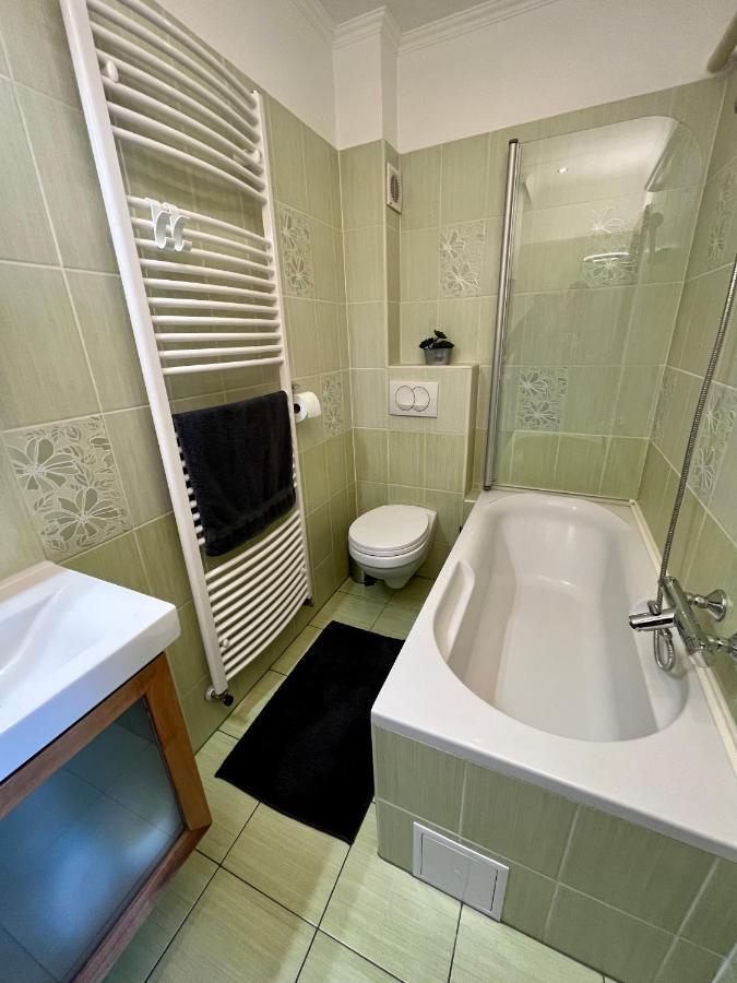 Rabbit Apartman Mosonmagyaróvár Εξωτερικό φωτογραφία